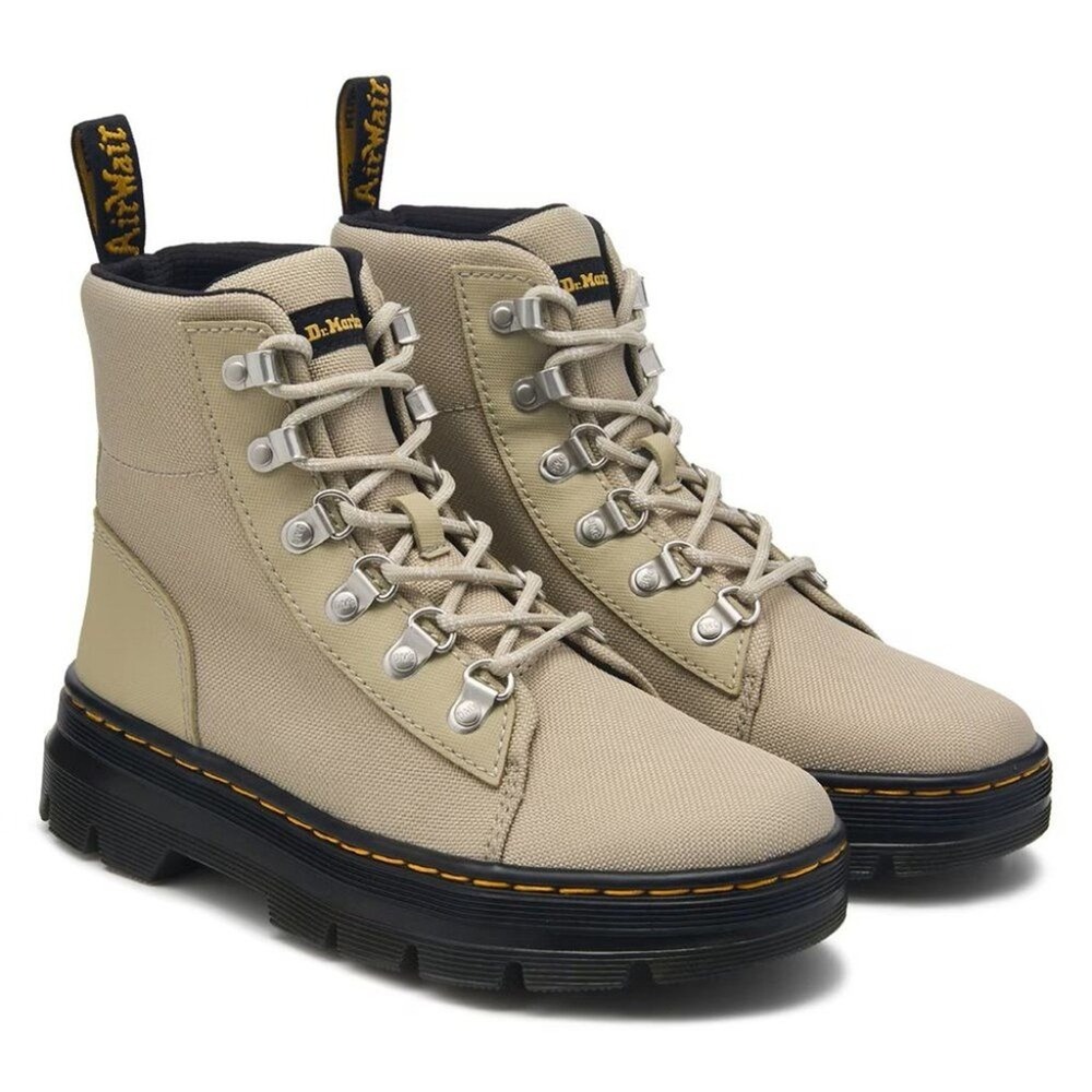 Dr. Martens Combs W Warmed Stone Extra Tough Lace Up Combat Boot Women's 6‎